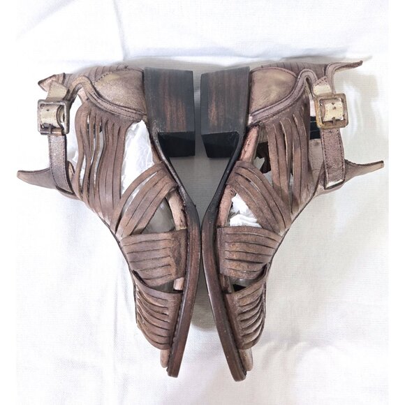 Freebird by Steven – Arrow sandal, like new, size 7 - Picture 4 of 11